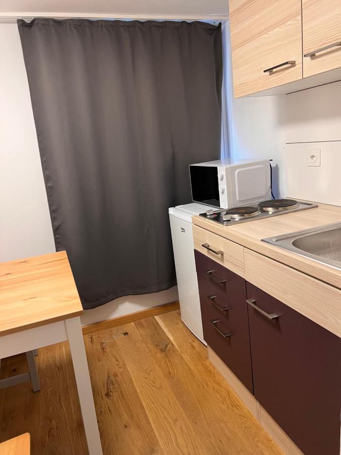 Aparthotel Roessli Self Check In 24-7 Free Parking Unterägeri Exterior foto